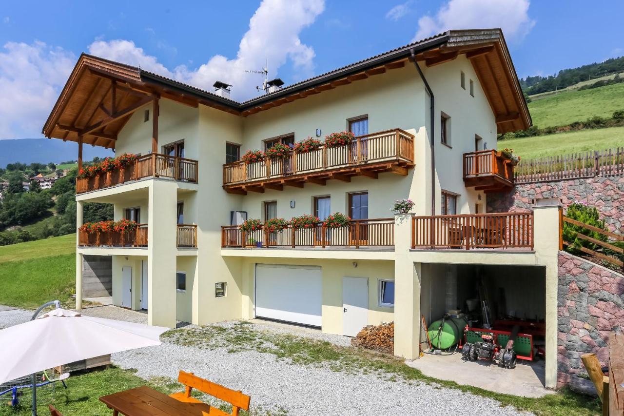Urlaub auf dem Bauernhof Hallerhof Villanders Exterior foto